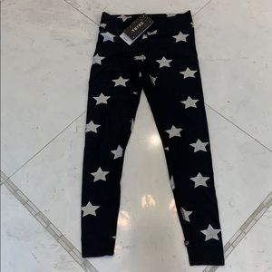 Terez NWT black & silver metallic star M leggings